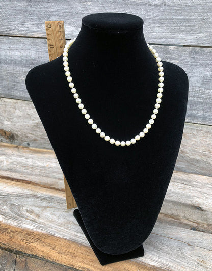 DCH1867 = Value Velvet Necklace Display 12-3/4" H