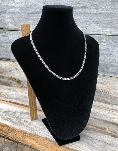 DCH1868 = Value Velvet Necklace Display 14-1/4" H