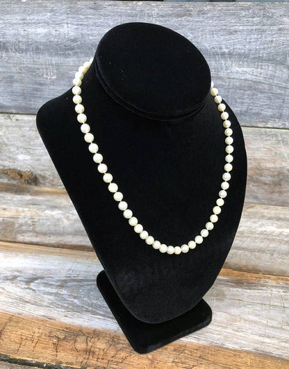 DCH1897 = Value Velvet Necklace Bust 10-1/4" H