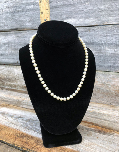 DCH1897 = Value Velvet Necklace Bust 10-1/4" H