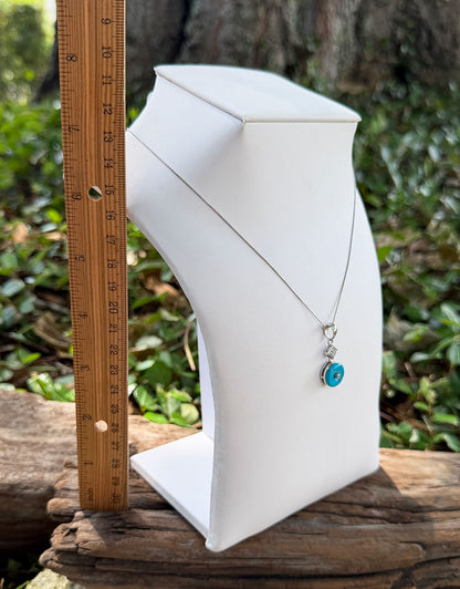 DCH6061 = White Leatherette Modern Neck Form 7-3/4" H