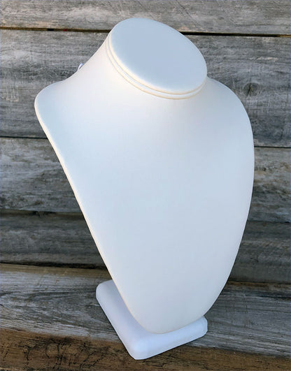 DCH6892 = White Leatherette Necklace Bust 11" high