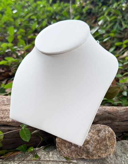 DCH6995 = White Leatherette Low Neck Form