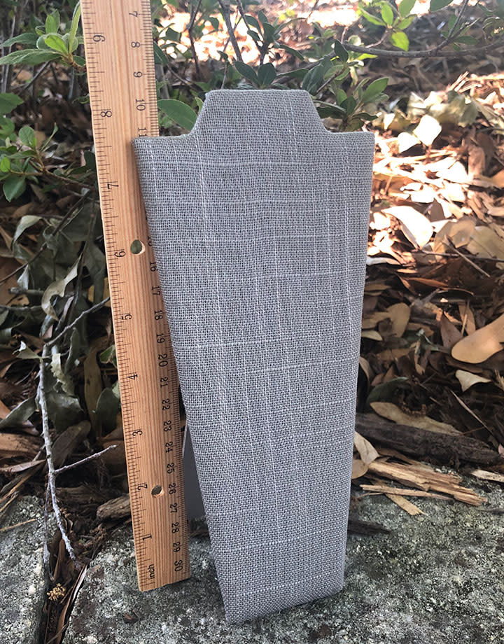 DCH7670 = Grey Linen Necklace Easel 8" H (Pkg of 6)