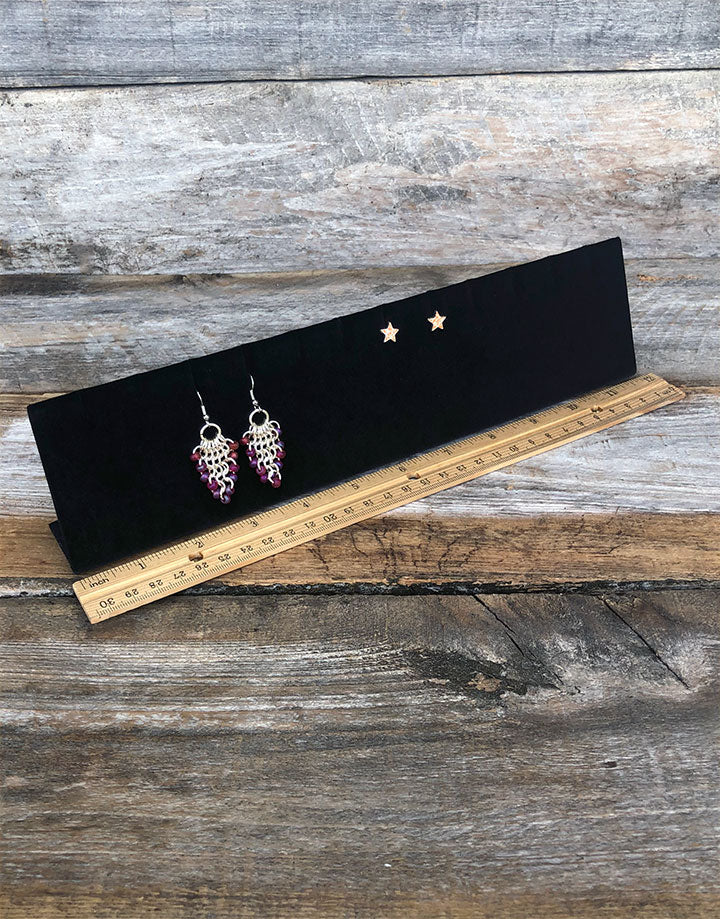 DER1247 = Value Velvet Earring or Pendant Stand