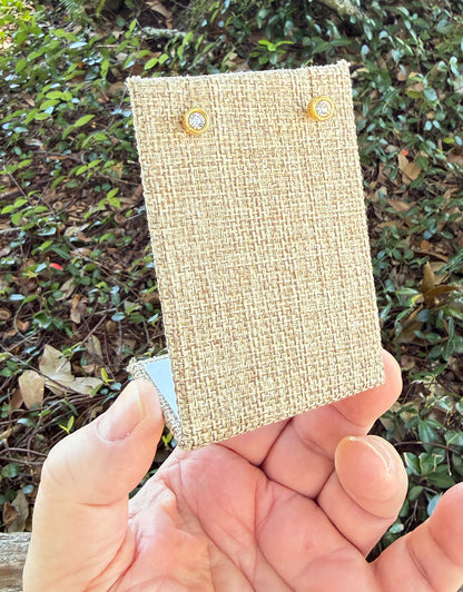 DER301 = Burlap Earring Display 3-1/2" H (Pkg of 3)