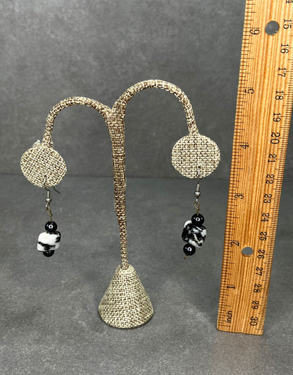 DER3241 = Burlap Earring Display 5-1/4" H  (Pkg of 3)