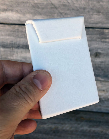 DER602 = White Leatherette Earring Stand with Flap (Pkg of 3)
