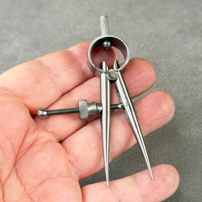 DI55X = Divider with Round Legs **Choose Size**