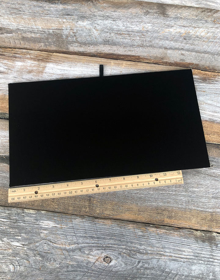 DIS1900 = Deluxe Black Velvet Tray Insert Pad