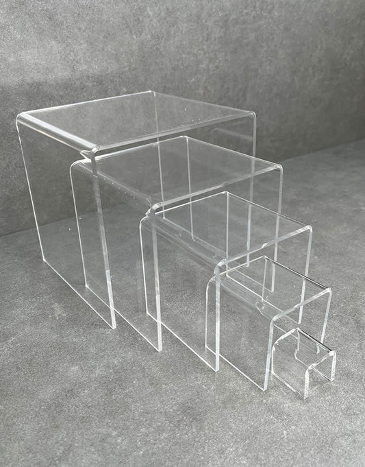 DIS9103 = ACRYLIC RISERS SET OF 5 SQUARE