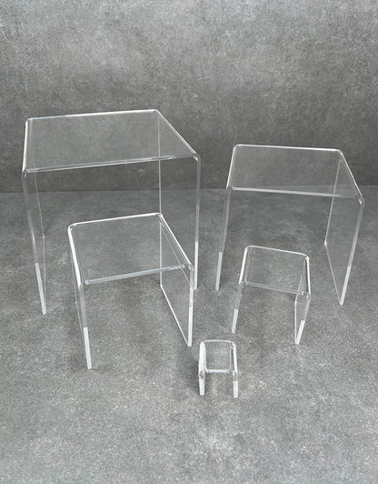 DIS9103 = ACRYLIC RISERS SET OF 5 SQUARE