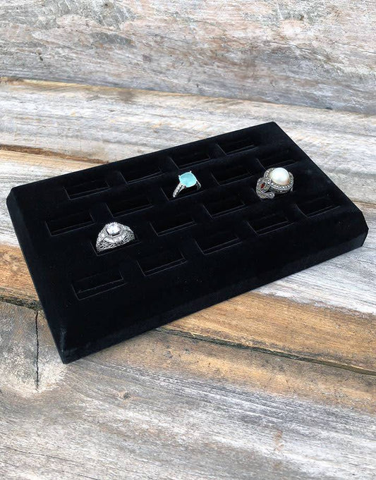 DRG1246 = VELVET RING DISPLAY SLANTED 18 RINGS
