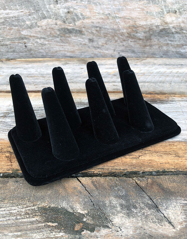 DRG1437 = black-velvet Seven Finger Ring Display 6-3/4" x 3-7/8"