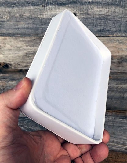 DRG6149 = Leatherette Slanted Ring Block with 11 Slots