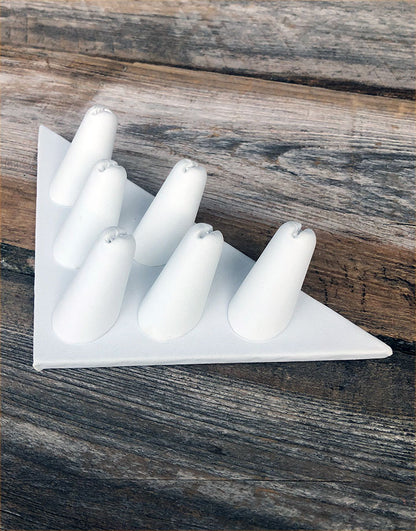 DRG6216 = Leatherette 6 Ring Display with Triangle Base