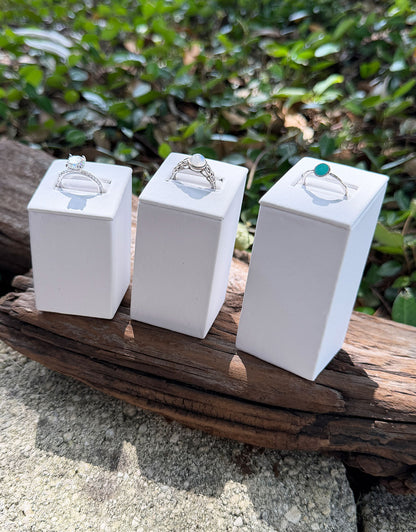 DRG610X = White Leatherette Square Ring Columns **Choose Size**