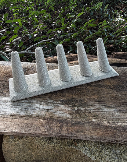 DRG7245 = Grey Linen Five Ring Finger Display 8'' x 2-1/2'' x 2-1/8''H