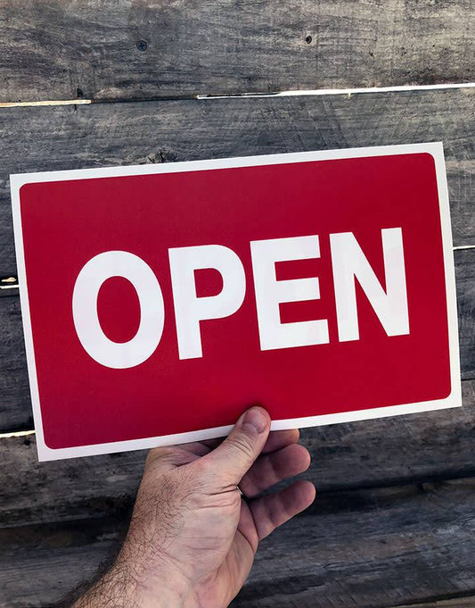 DSI5924 = Sign Plastic - "OPEN"  7x11