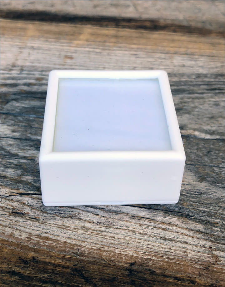 DST4005 = Gem Box with Glass Top & Foam Insert 1-1/2'' Square White (Pkg of 50)