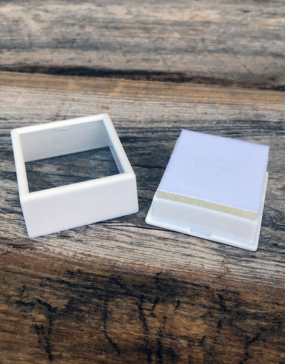 DST4005 = Gem Box with Glass Top & Foam Insert 1-1/2'' Square White (Pkg of 50)