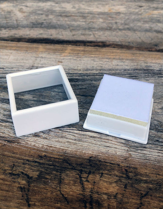 DST4005 = Gem Box with Glass Top & Foam Insert 1-1/2'' Square White (Pkg of 50)