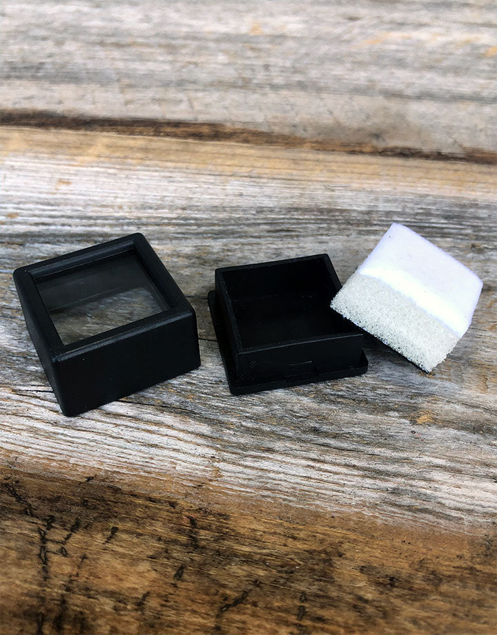 DST5004 = Gem Box with Glass Top & Foam Insert 1'' Square Black (Pkg of 50)
