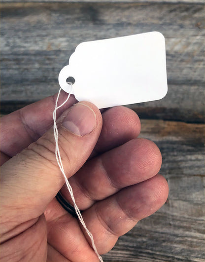 DTA1204 = Paper String Tag 1-1/4'' x 1-7/8'' White (Pkg of 1000)