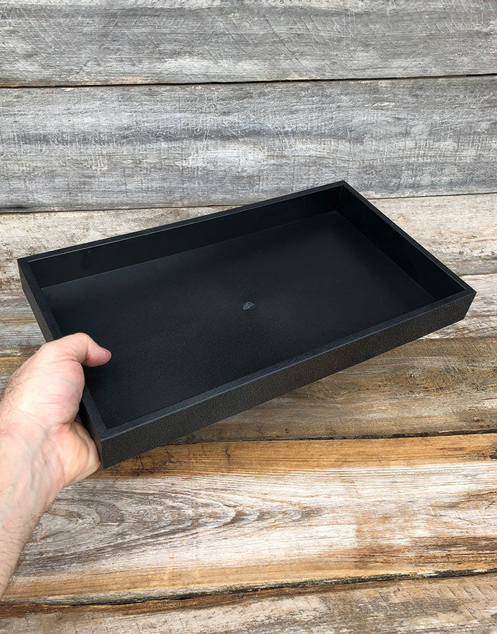 DTR1101 = TRAY STACKABLE  BLACK 1-1/2'' DEEP