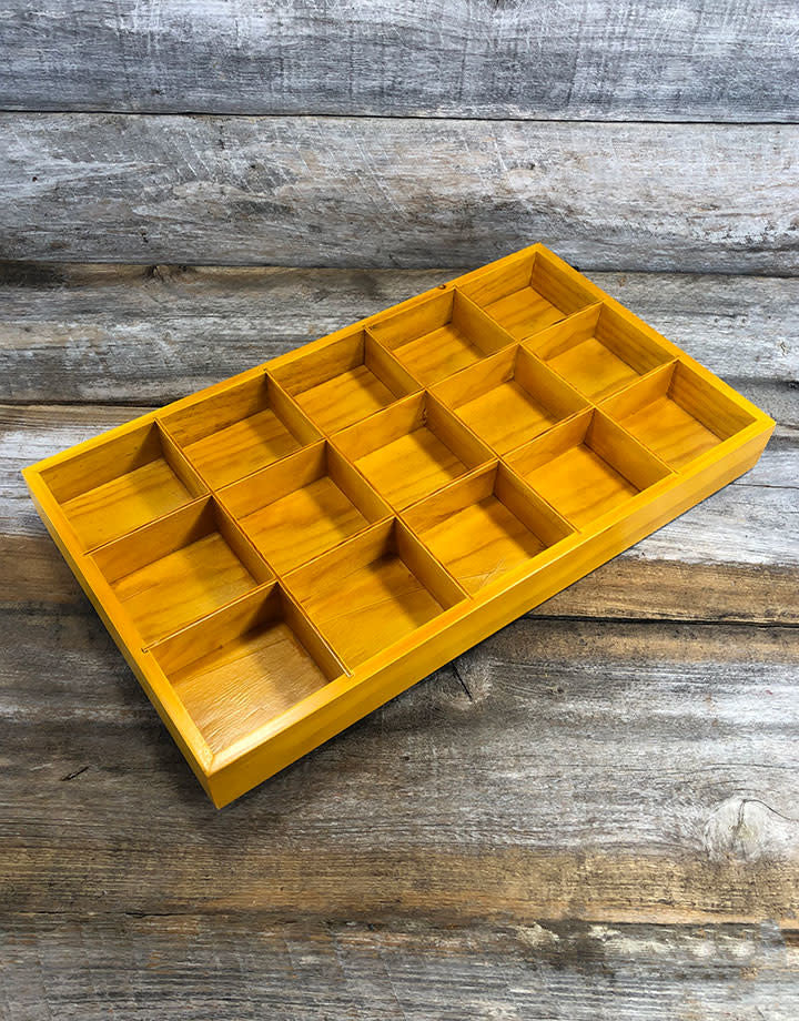 DTR2015 = Wood Tray with 15 Compartments