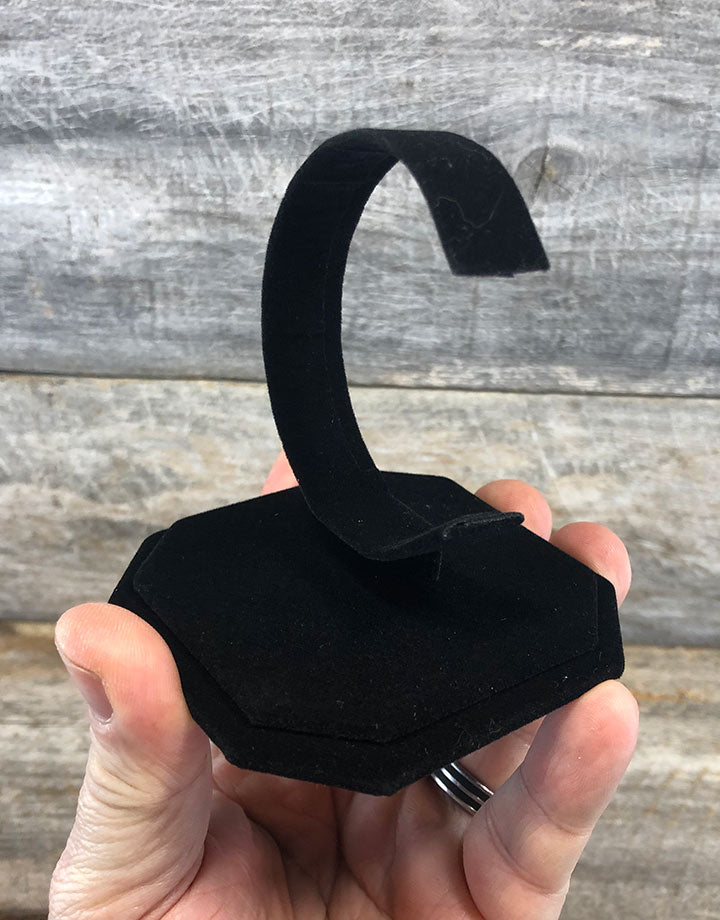 DWA1101 = Black Value Velvet Watch Stand