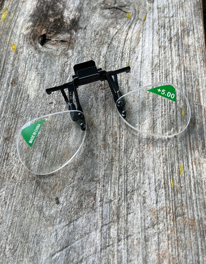 EL912X = Clip-On Magnifier