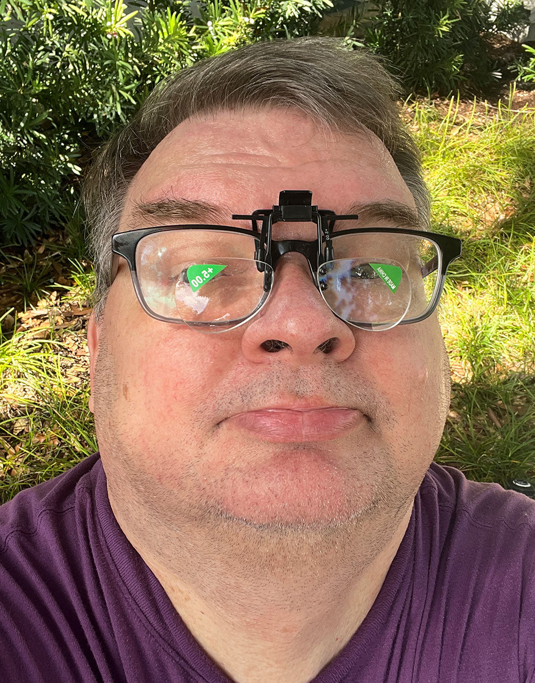 EL912X = Clip-On Magnifier