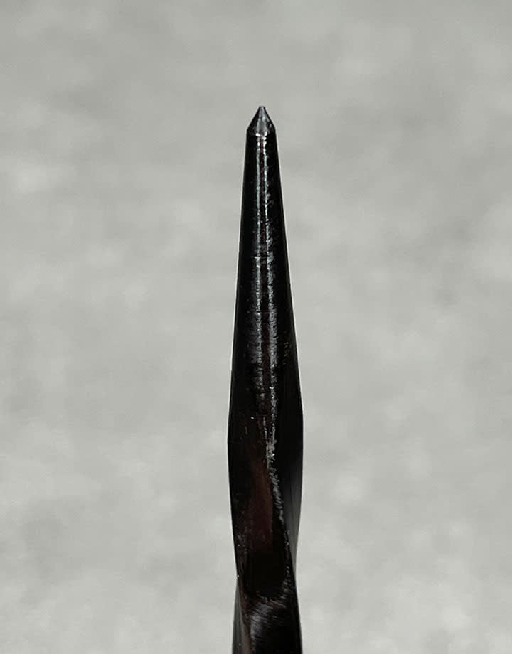 EN5929 = Steel Twisted Scriber