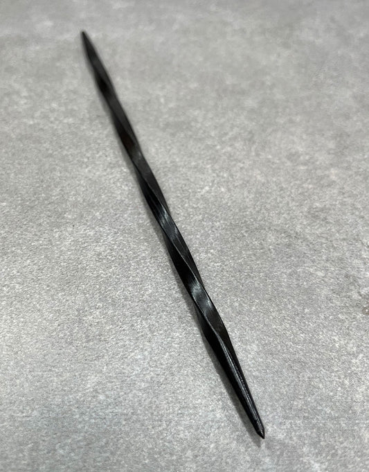 EN5929 = Steel Twisted Scriber