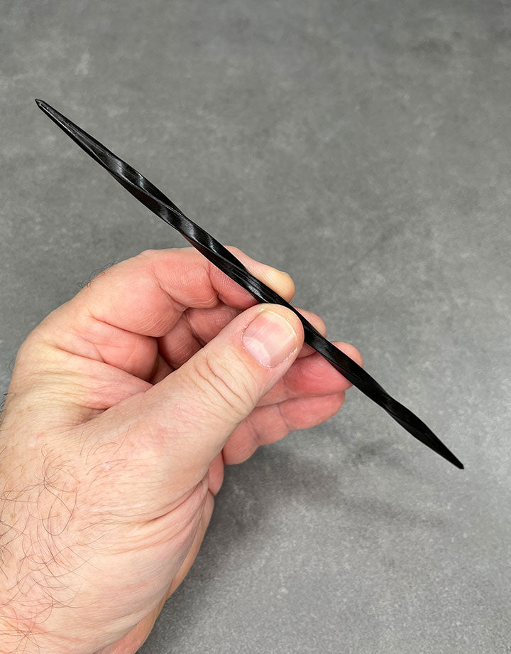 EN5929 = Steel Twisted Scriber