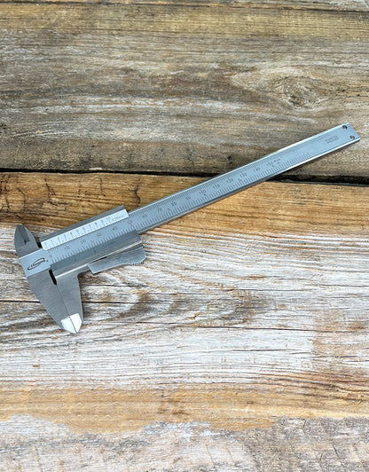 GA7000 = Vernier caliper 6" / 150mm