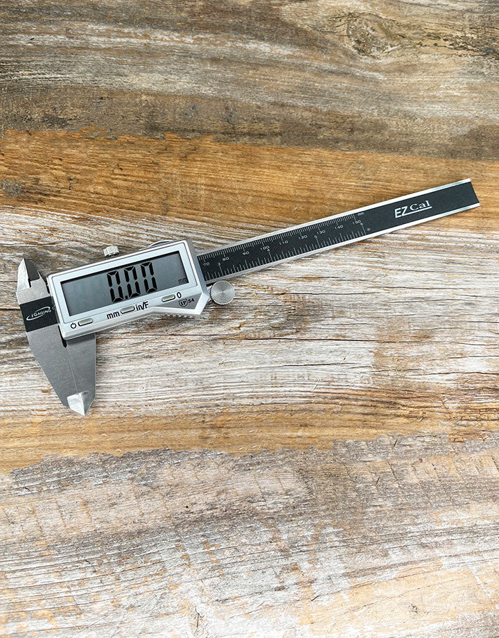 GA7002 = IP54 EZ-Cal 6"/150mm Digital Caliper
