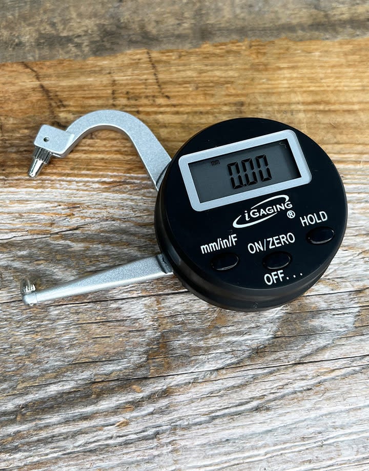 GA7004 = Digital Thickness Gauge 25mm / 0.1mm