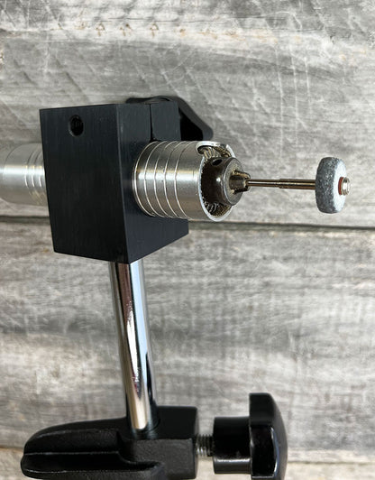 HO331 = Flexhelper Handpiece Holder