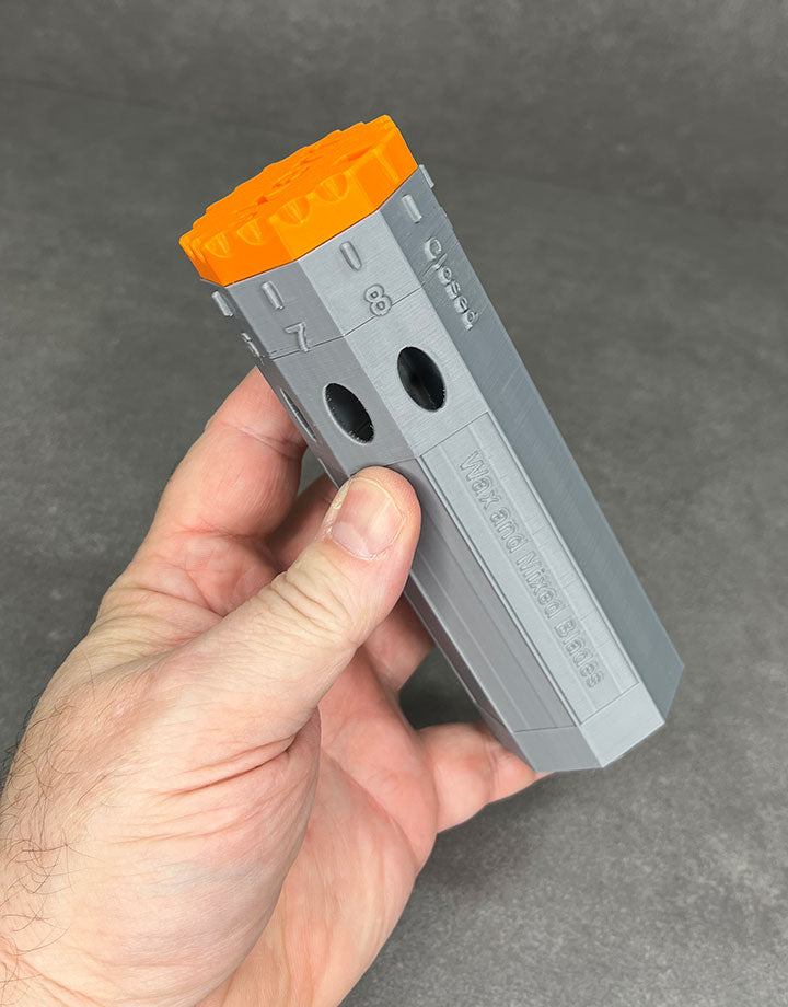 HO5101 = uKERF Customizable Jeweler's Saw Blade Organizer and Dispenser