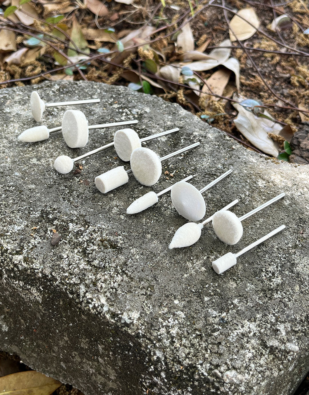 KIT202 = Mini Mounted Felt Buff Kit (12pcs)