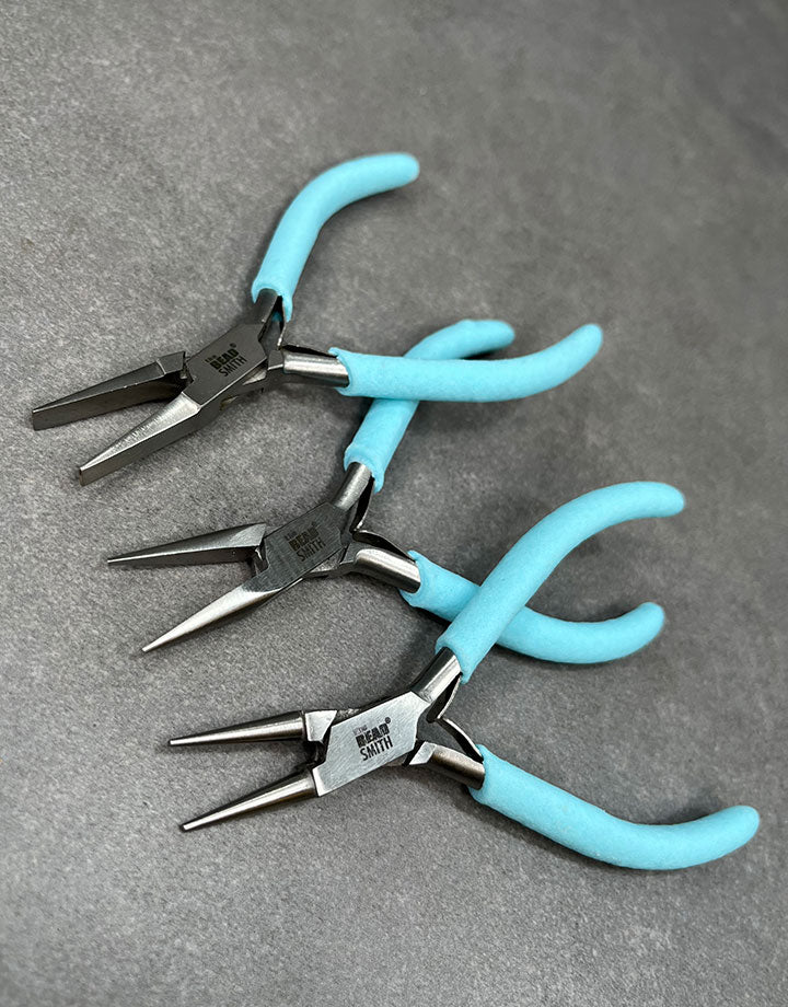 KIT304 = Beader's Tools Set in Storage Pouch - Light Blue