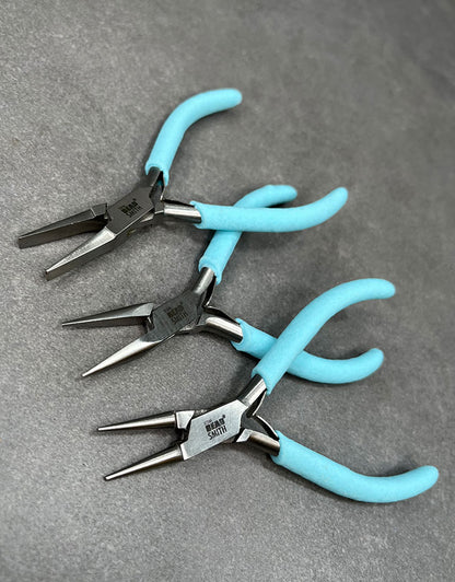 KIT304 = Beader's Tools Set in Storage Pouch - Light Blue