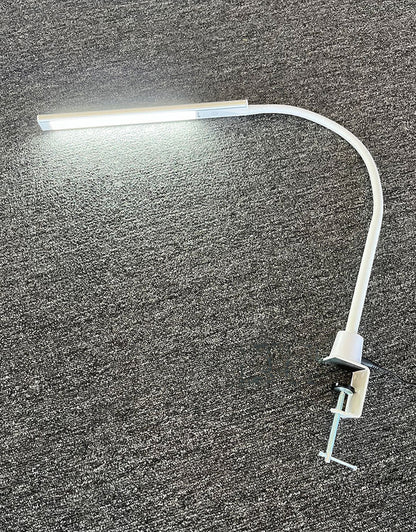 LM1908 = LED Goose Neck Lamp in White