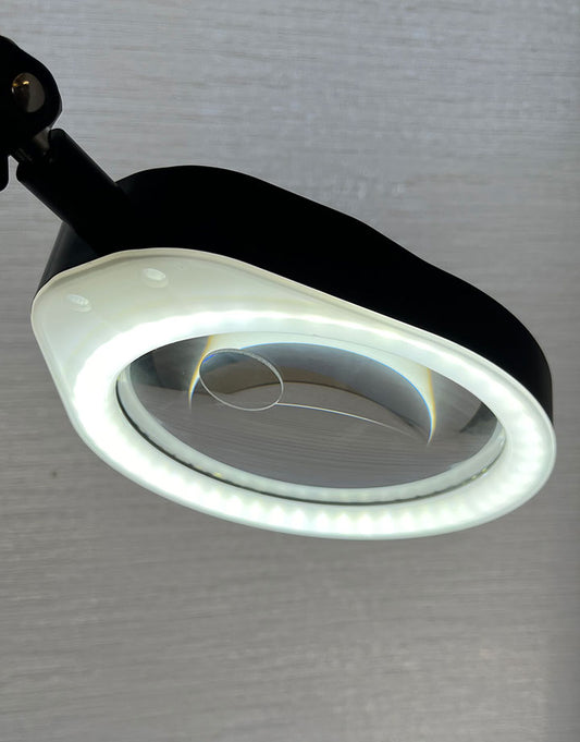 LM2750 = LED Lamp with 8X Magnifier