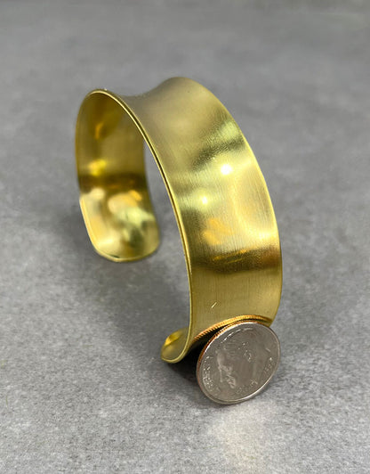 MSBR1023 = Brass Bracelet Cuff Concave 3/4'' Wide