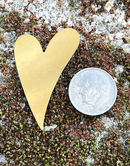 MSBR42624 = BRASS SHAPE - HEART 1-7/16'' x 1''   24ga (Pkg of 6)