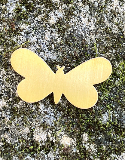 MSBR54424 = BRASS SHAPE - BUTTERFLY 1-5/16 x 11/16''  24ga (Pkg of 6)