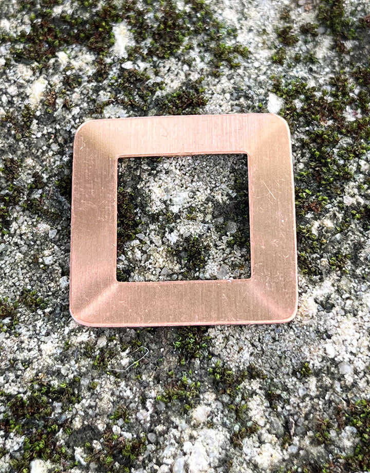 MSC30824 = COPPER SHAPE - SQUARE WASHER 24ga 1-1/8'' x11/16''  ID (Pkg of 6)